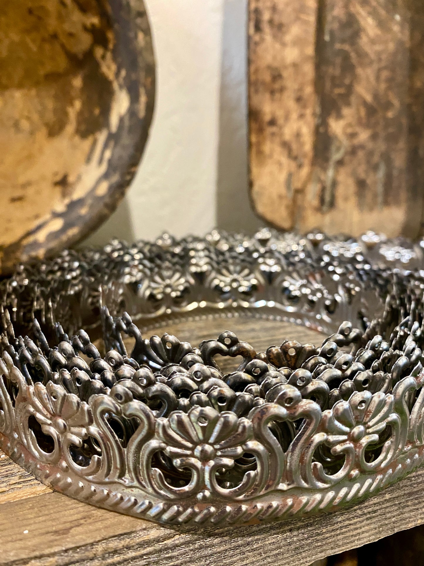 Metal Floral Ribbon