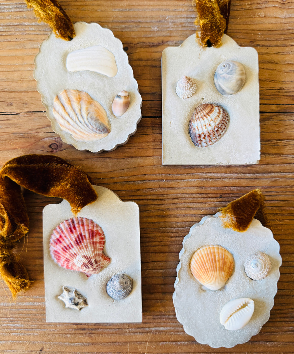 Concrete Seashell Ornament with Velvet Ribbon - Shell