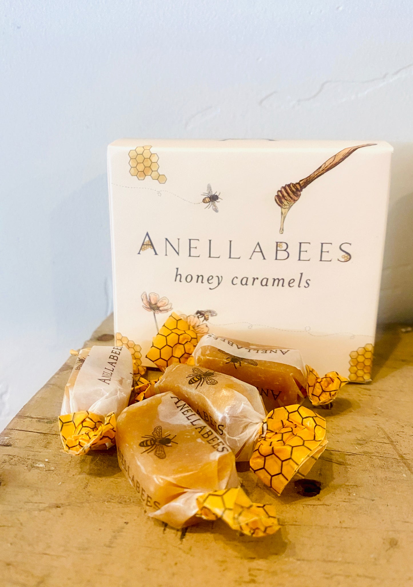 Anellabees Honey Caramel Box